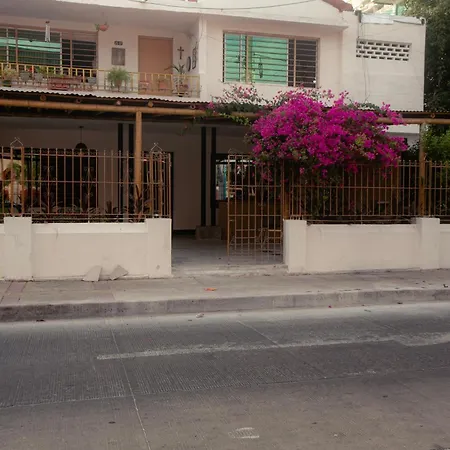 Casa Santa Cruz & Social Coffee *